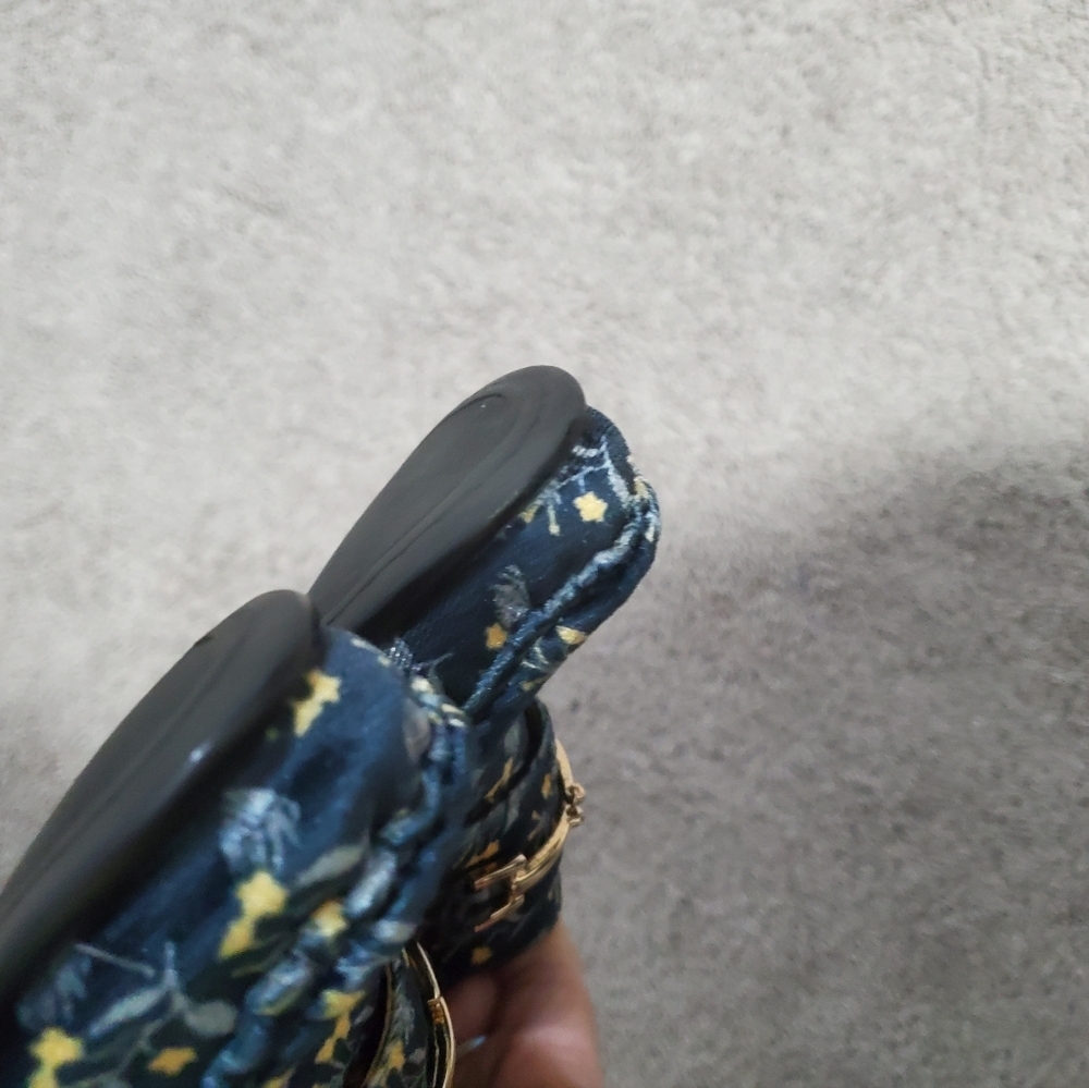 Cabi Velvet Feel Flodal Loafers With Gold Tone Hardware Size 7 - Picture 5 of 6